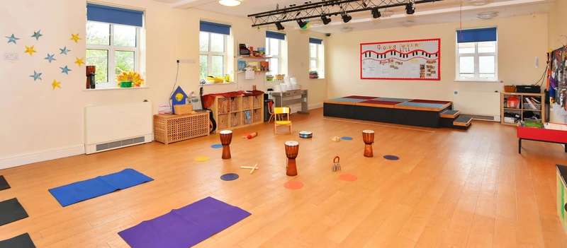 Nursery photograph 1775136954723 - profile view