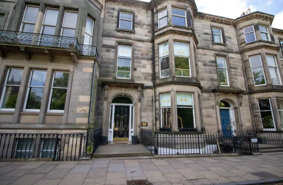 Nursery photograph 1774901885976 - profile view