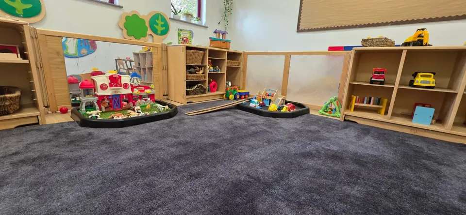 Nursery photograph 1762694402484 - profile view