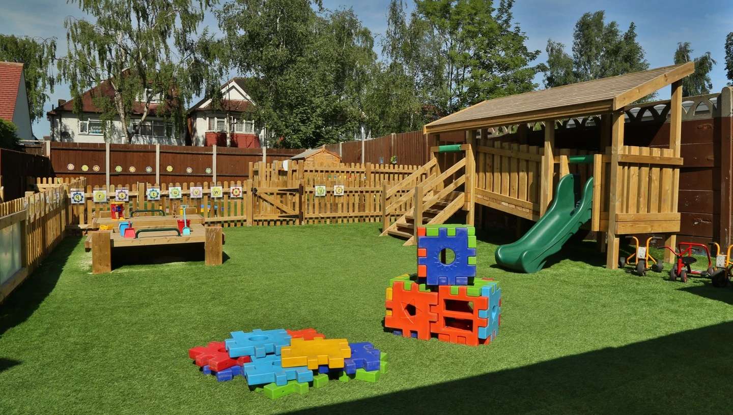 Nursery photograph 1775135715938 - profile view