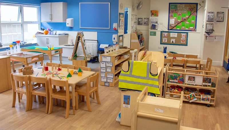 Nursery photograph 1775136090410 - profile view