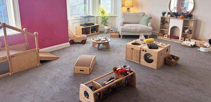 Nursery photograph 1775136119555 - profile view