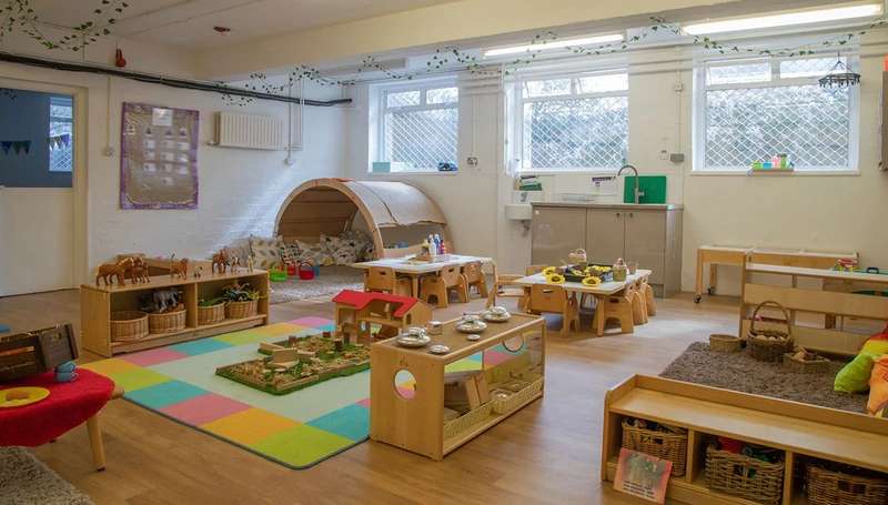 Nursery photograph 1775136360485 - profile view