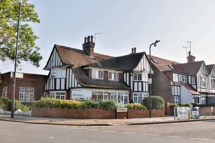 Nursery photograph 1774976619824 - profile view