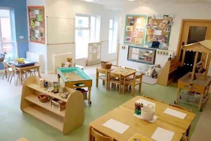 Nursery photograph 1774976699132 - profile view