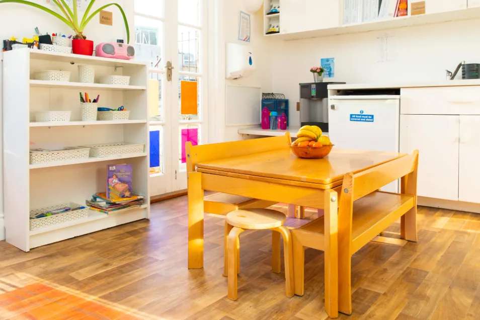 Nursery photograph 1770982964103 - profile view