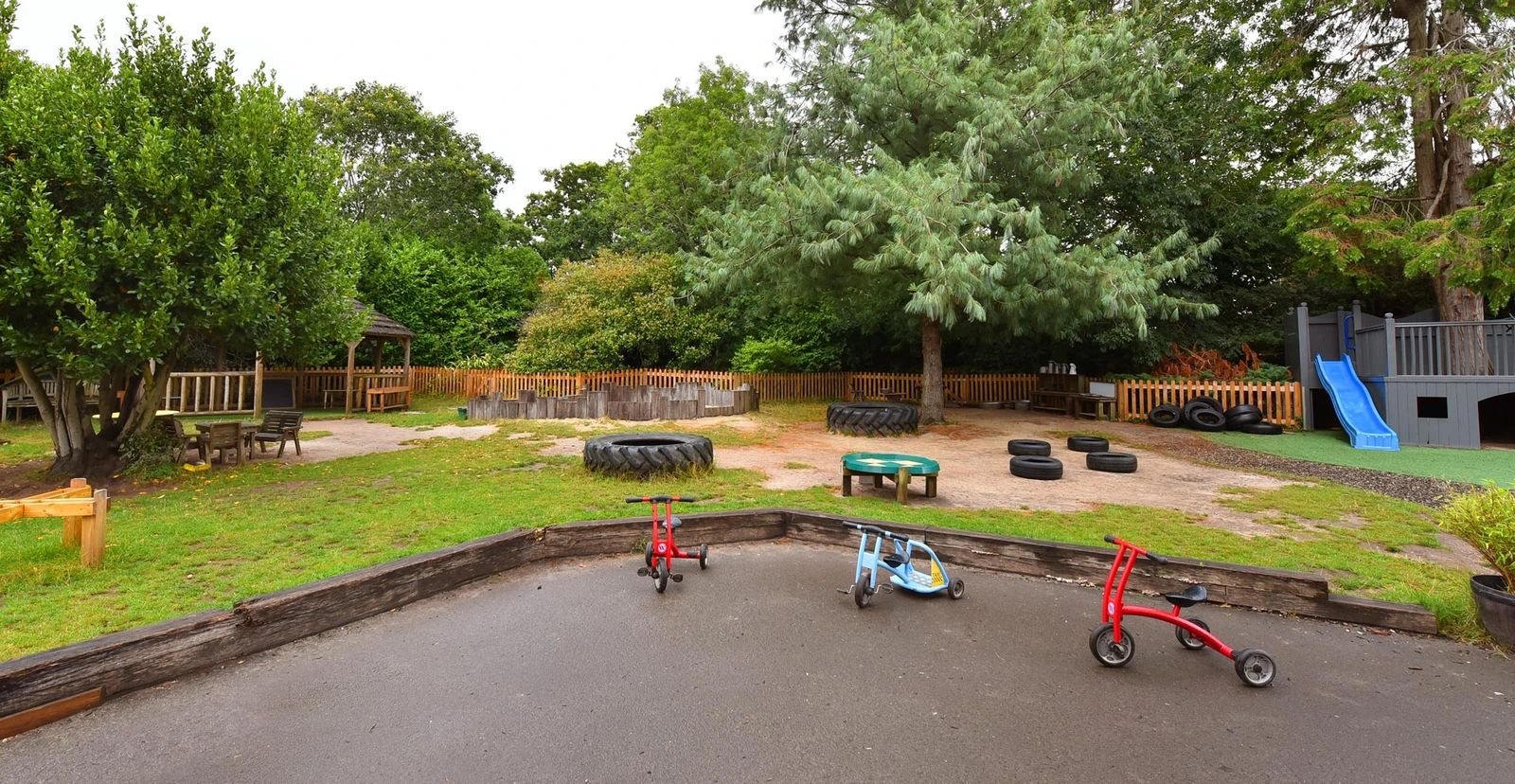 1775136948893-0003-otterbourne-garden.jpg
