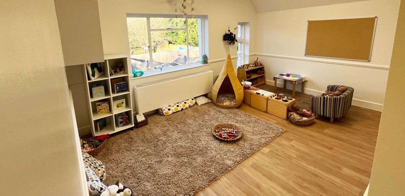 1775137050910-0004-royal-earlswood-room2.jpg