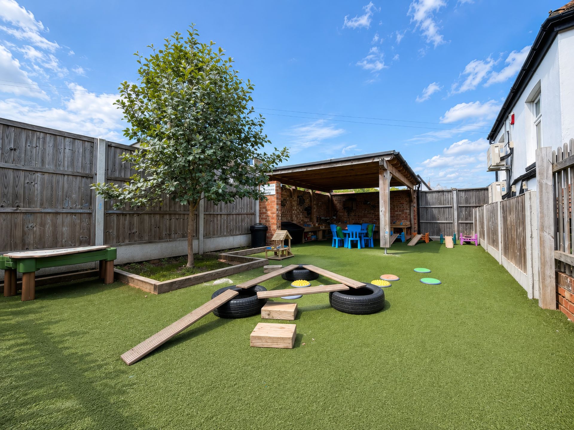 Kings Langley garden.jpeg