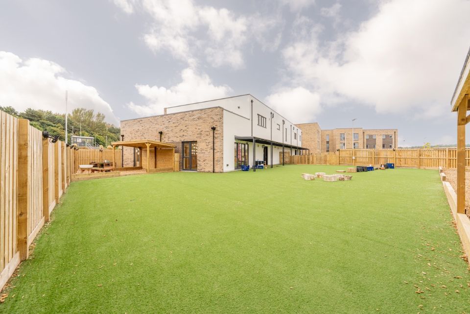 Flying Colours Nursery 004.webp