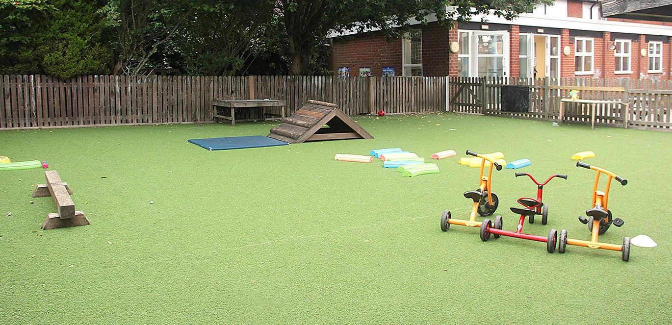 1775136398295-0007-banstead-garden1.jpg