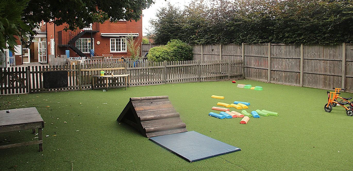 1775136398295-0008-banstead-garden2.jpg