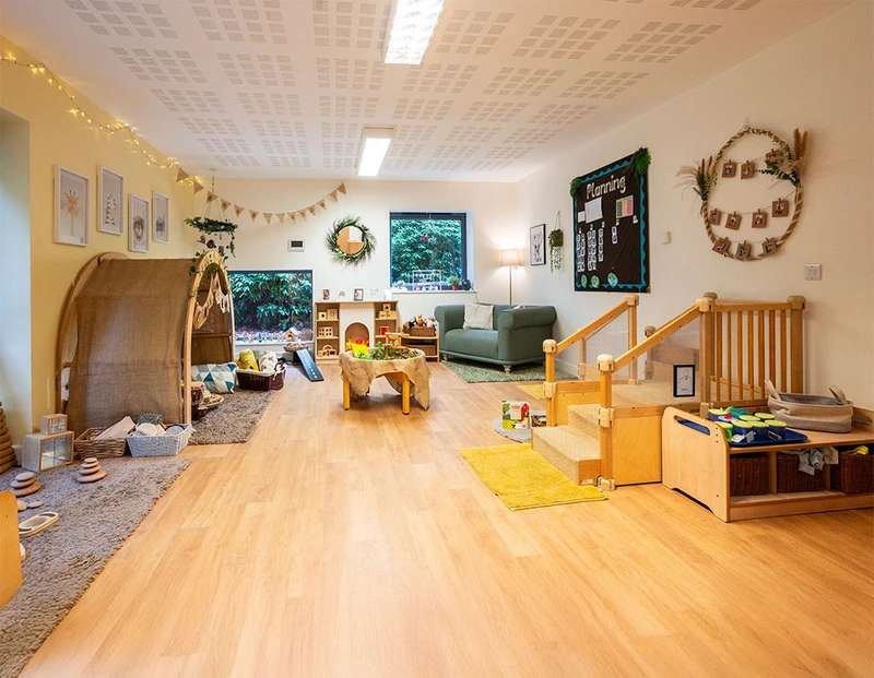 Profile image 1775137076314 of 8 Nursery photograph 1775137076314 - profile view
