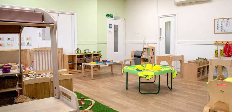 Profile image 1775137083981 of 7 Nursery photograph 1775137083981 - profile view