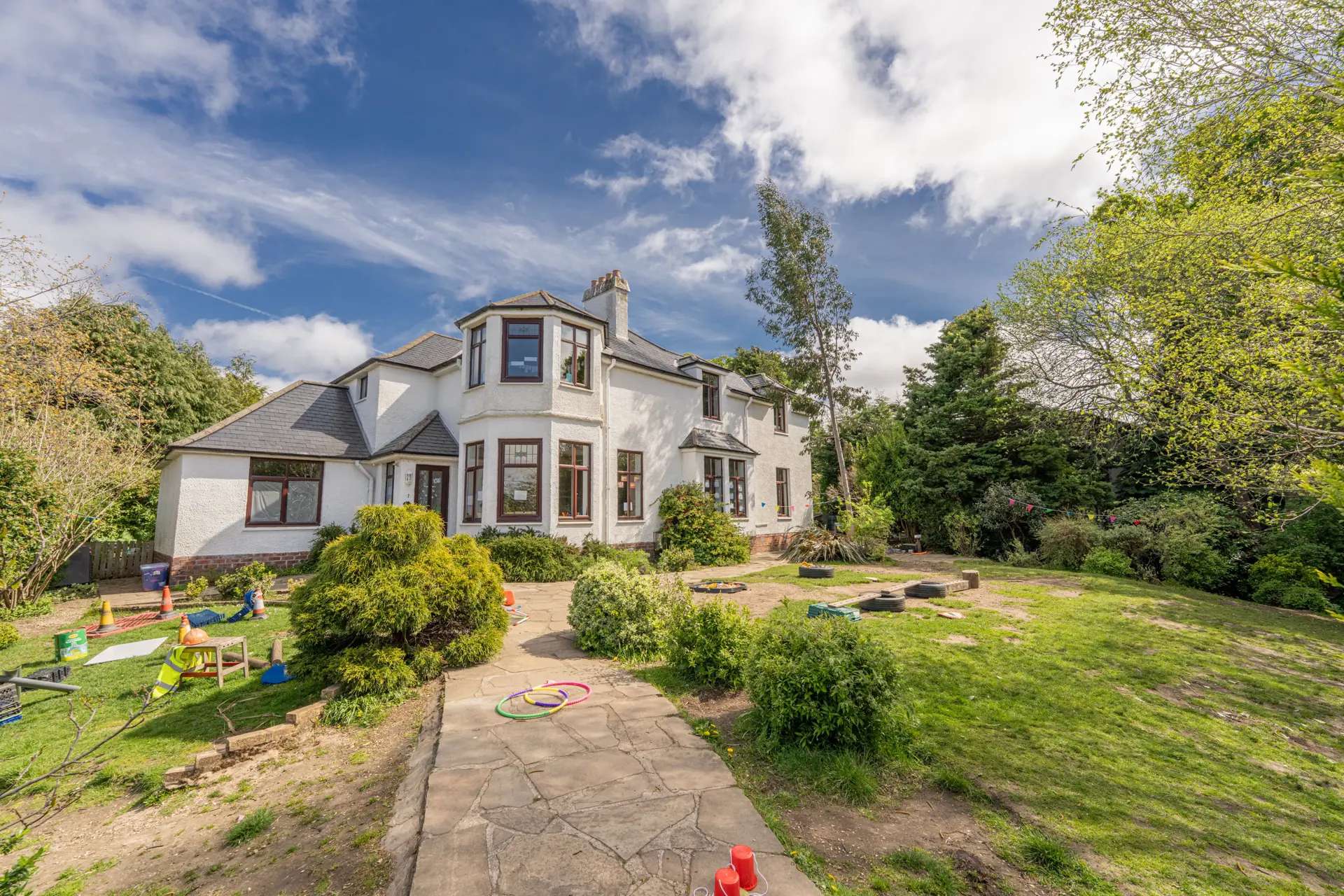 Profile image 1746472586878 of 18 Nursery photograph 1746472586878 - profile view