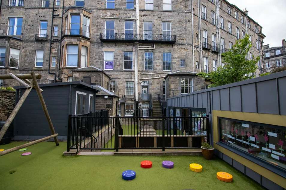 Profile image 1775240387399 of 14 Nursery photograph 1775240387399 - profile view