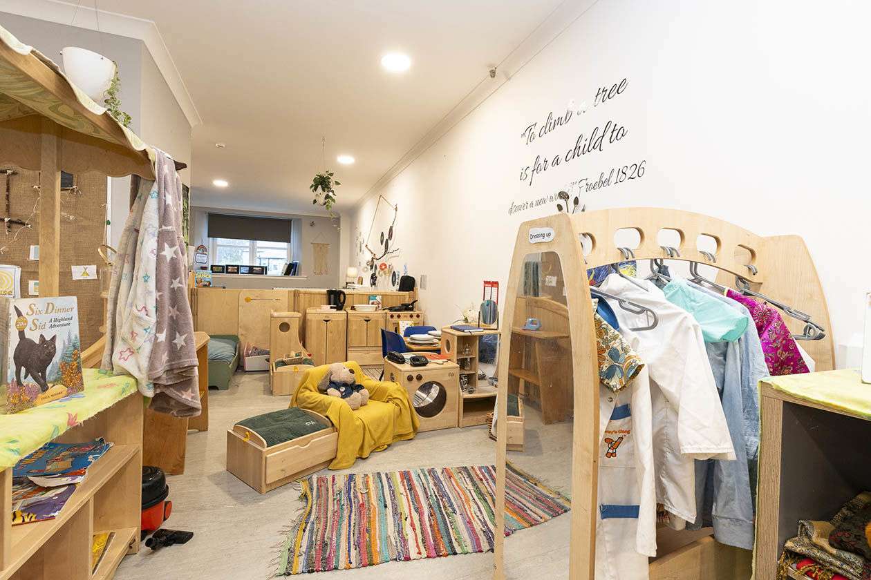 Profile image 1764364236942 of 16 Nursery photograph 1764364236942 - profile view