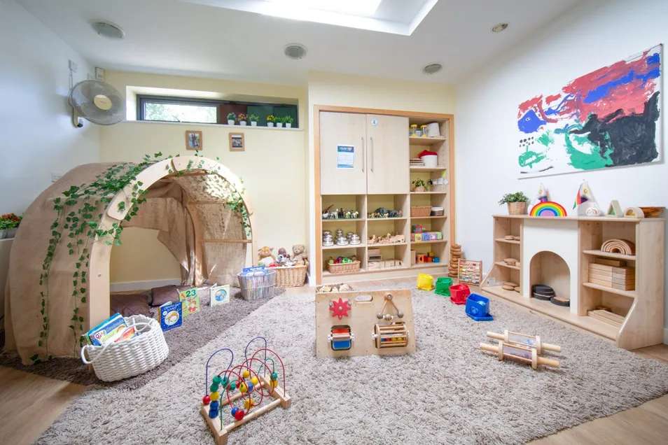 Profile image 1775048655815 of 10 Nursery photograph 1775048655815 - profile view