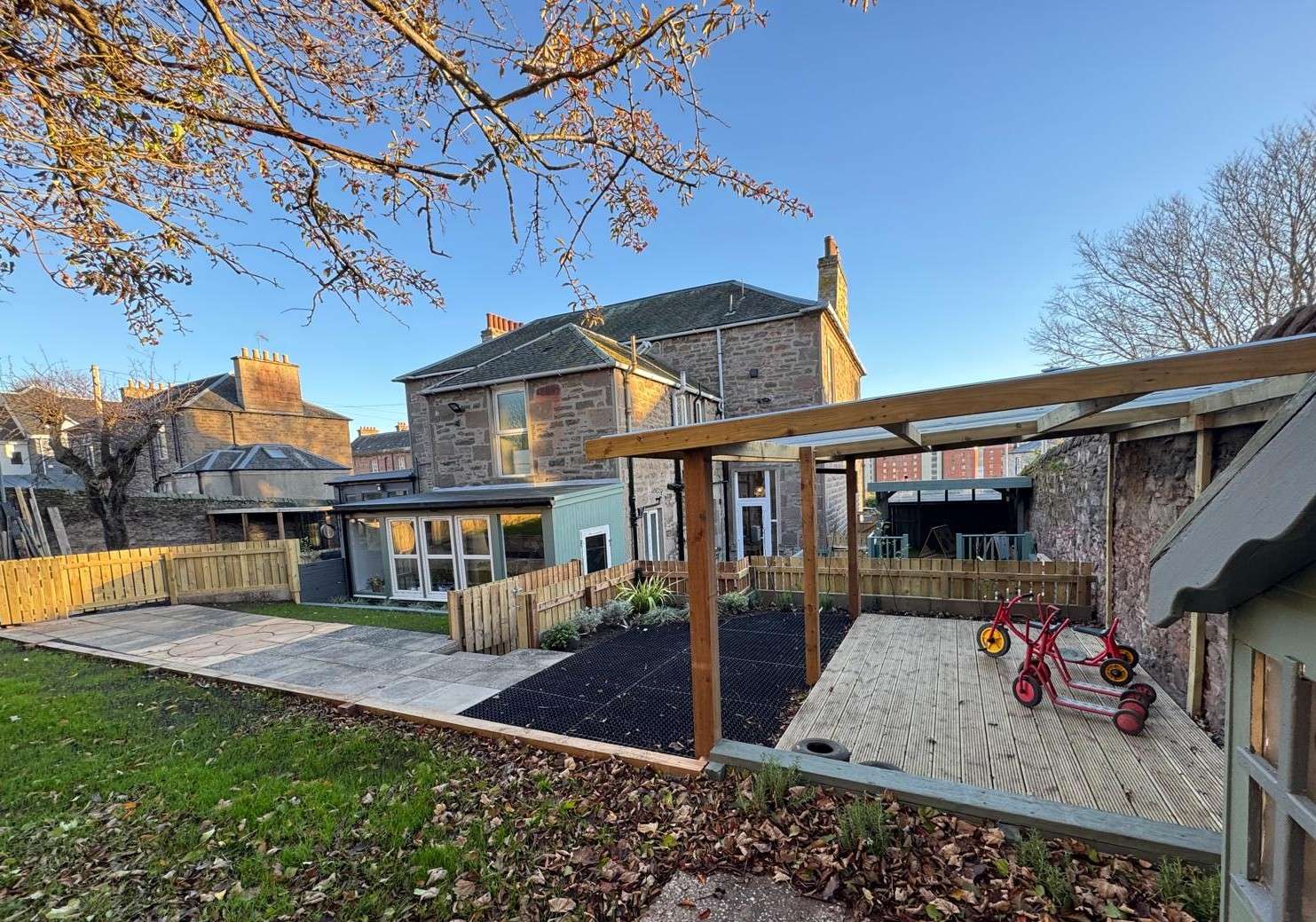 Profile image 1764774684795 of 4 Nursery photograph 1764774684795 - profile view