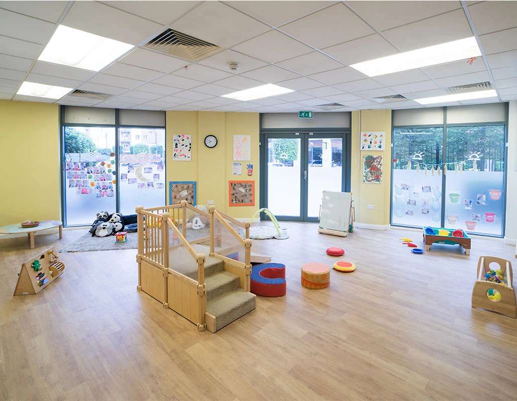 Profile image 1775135511404 of 8 Nursery photograph 1775135511404 - profile view