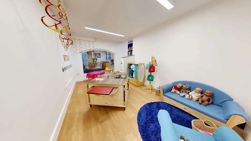 Profile image 1774976671616 of 9 Nursery photograph 1774976671616 - profile view