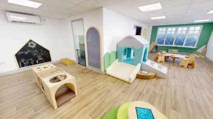 Profile image 1772013104803 of 16 Nursery photograph 1772013104803 - profile view