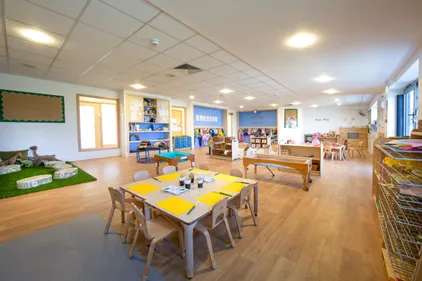Profile image 1775048658427 of 10 Nursery photograph 1775048658427 - profile view